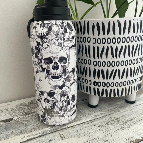 Skull and Floral Pattern Hydrapeak Bottle - Picture 1 of 6
